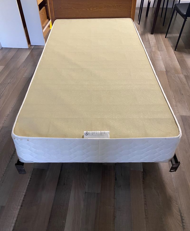 Twin box spring ready for mattress and box spring removal